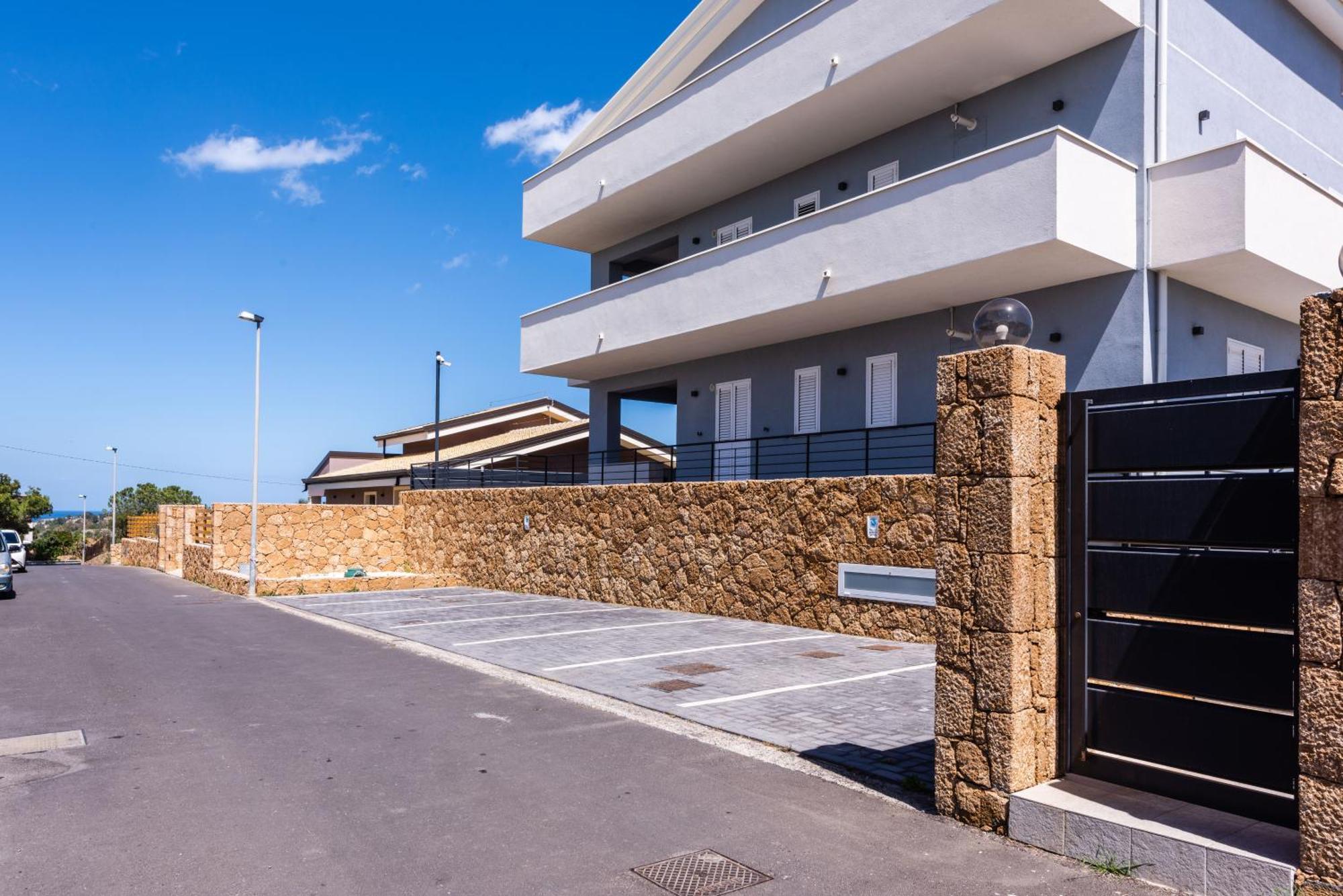 Etna Mare Apartments By Wonderful Italy Augusta Luaran gambar